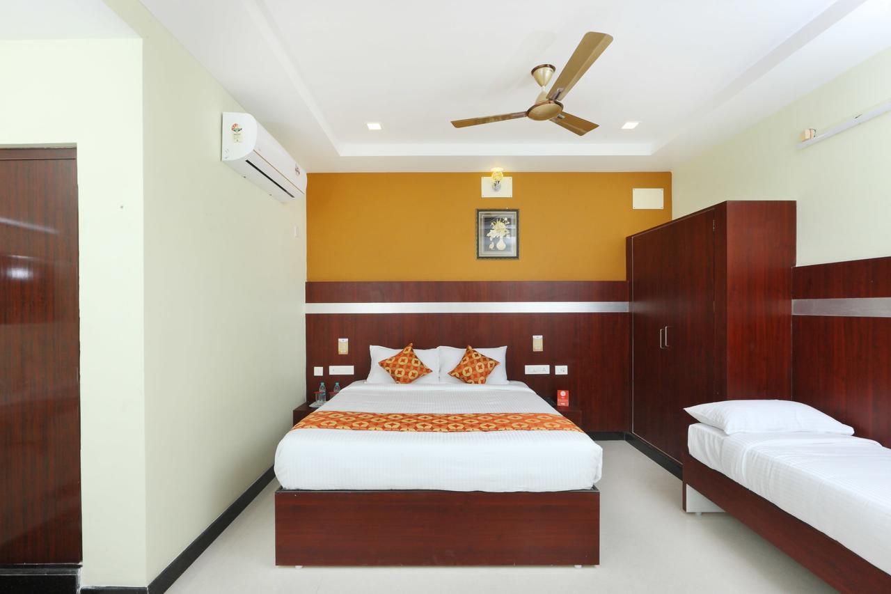 Oyo 15115 Hotel Ramcharan Residency 蒂鲁帕蒂 外观 照片
