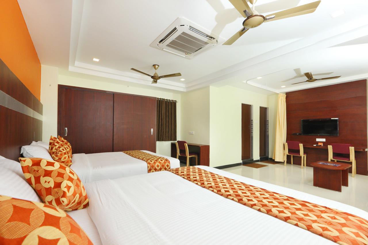 Oyo 15115 Hotel Ramcharan Residency 蒂鲁帕蒂 外观 照片