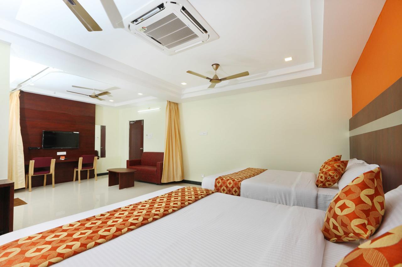 Oyo 15115 Hotel Ramcharan Residency 蒂鲁帕蒂 外观 照片