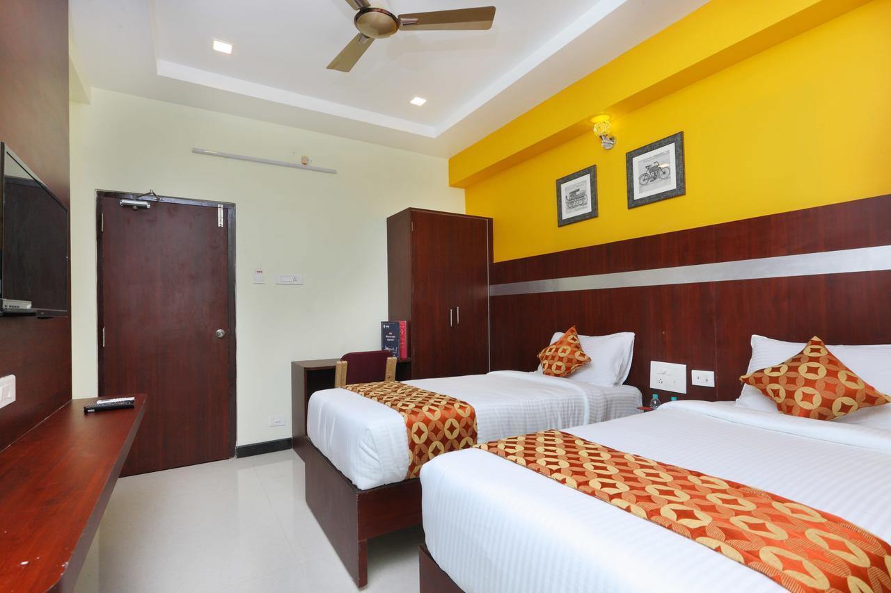 Oyo 15115 Hotel Ramcharan Residency 蒂鲁帕蒂 外观 照片
