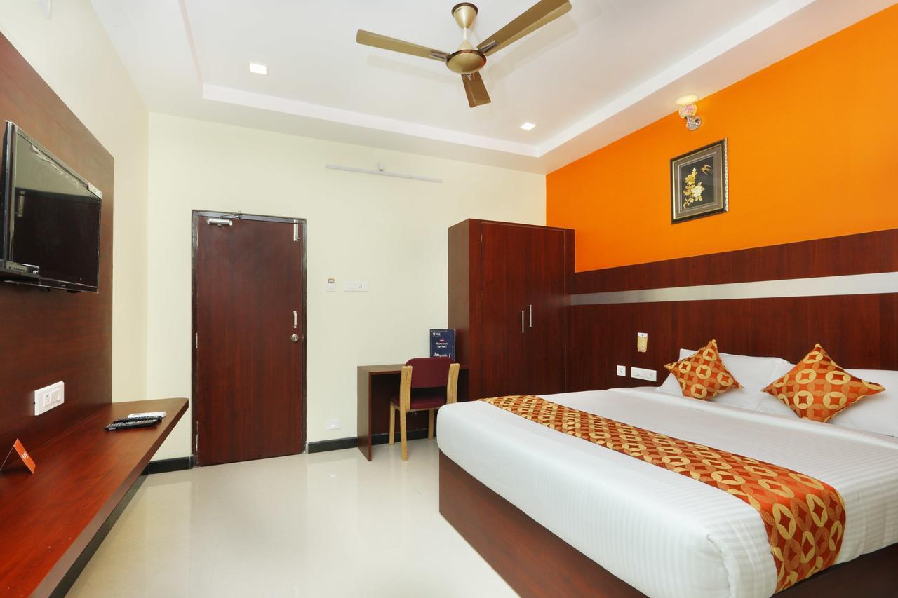 Oyo 15115 Hotel Ramcharan Residency 蒂鲁帕蒂 外观 照片
